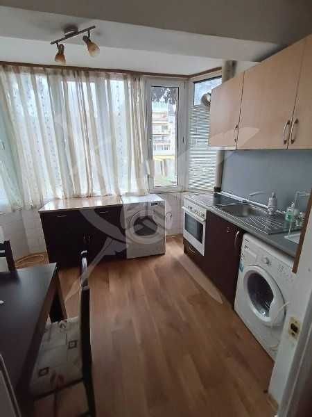 Двустаен апартамент във Възраждане 97653