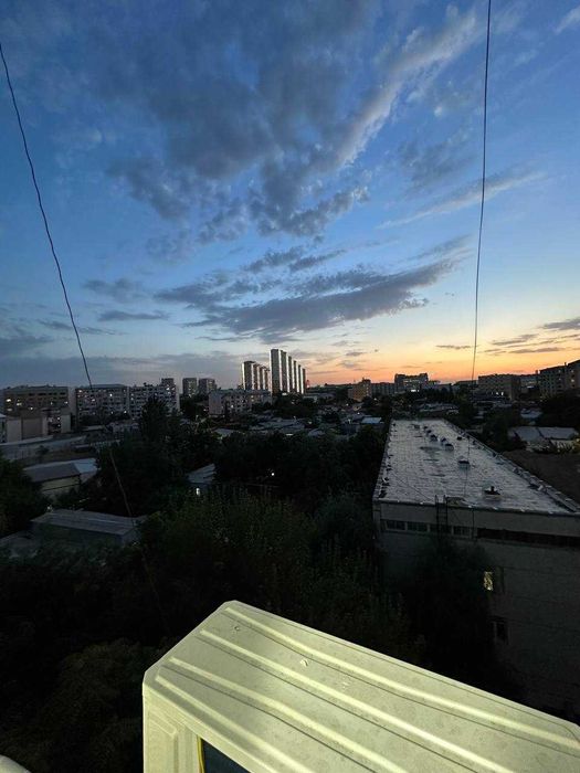 Продаю! Своя!Дархан, 4 комнатная квартира, центр.