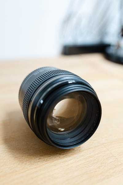 Vand obiectiv Canon 85 mm + filtru