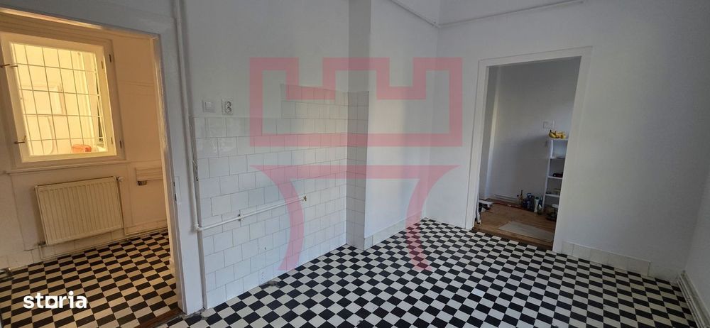Apartament nemobilat sau birou in casa 160mp zona Emil Isac