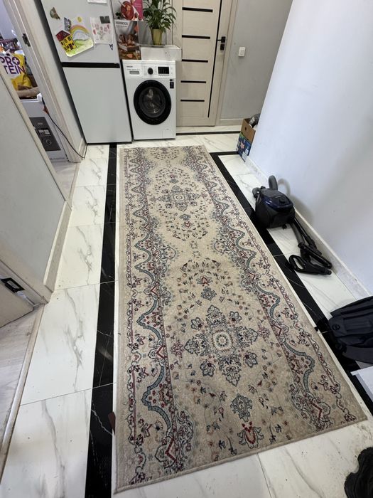 Продам ковровую дорожку 3*1