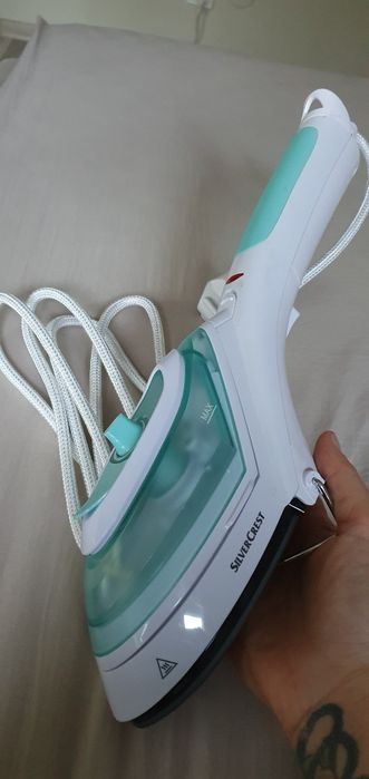 Fier de călcat pentru voiaj