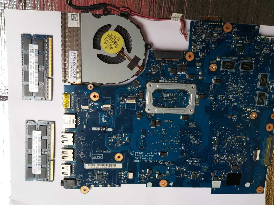 Dell Inspiron 15R (5521) Core i7 / 8GB