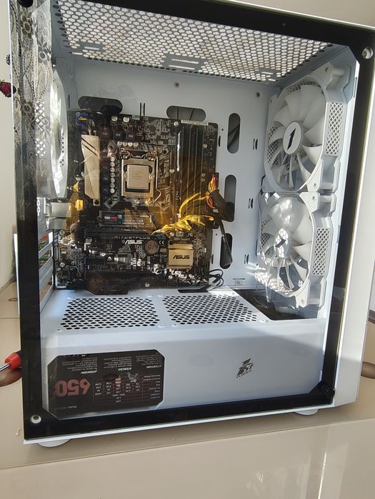 PC gaming Intel core i7 6700k 32GB ram 1tb ssd 980pro