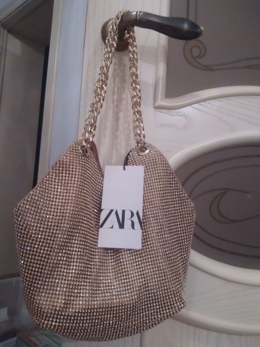Сумочка красивая от ZARA