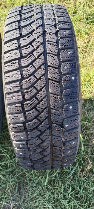Шипы R16 Viatti .