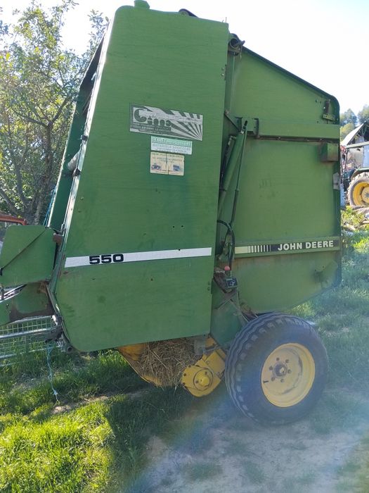 Presă balotat John Deere 550