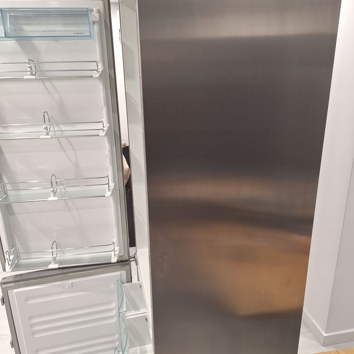 Комбиниран хладилник Liebherr