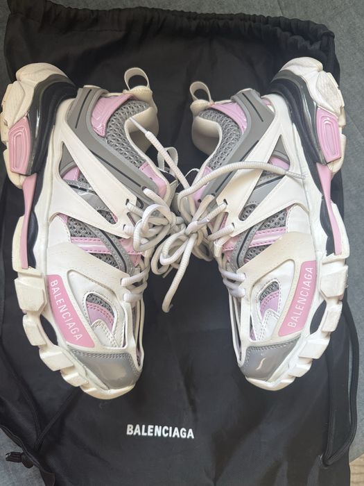Balenciaga track pink