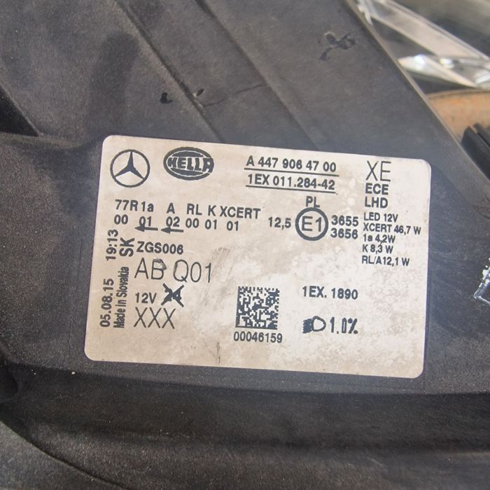 Mercedes Benz Vito 2015 ляв фар