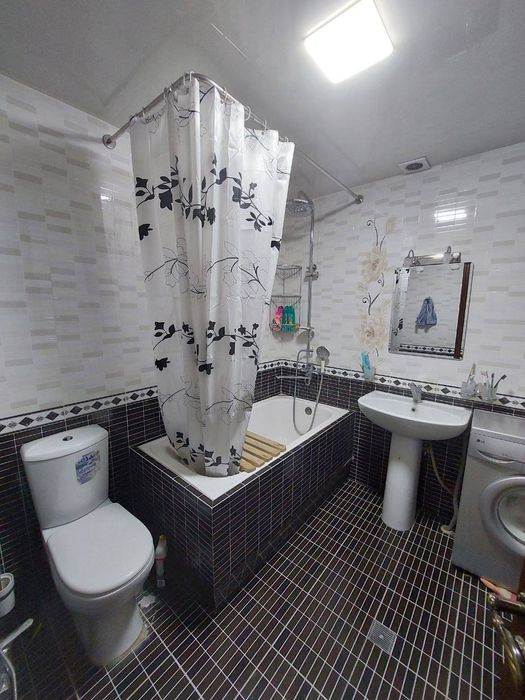 Мирабадский р-н, Габус, продается 5/2/8 квартира