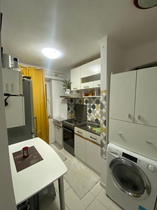 Proprietar închiriez apartament 2 camere