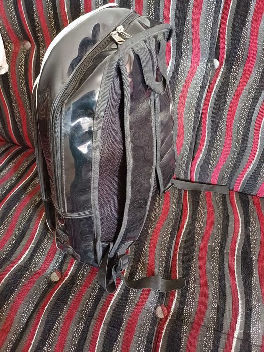 Рюкзак лакированный черный мужской