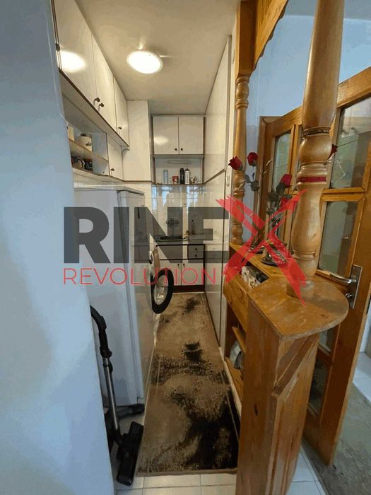 Дава се под наем Едностаен апартамент в Асеновград - 30 кв.м за 300 € - Снимка #3