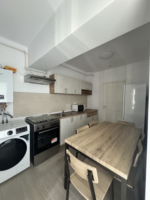 Inchiriez apartament  cu o camera