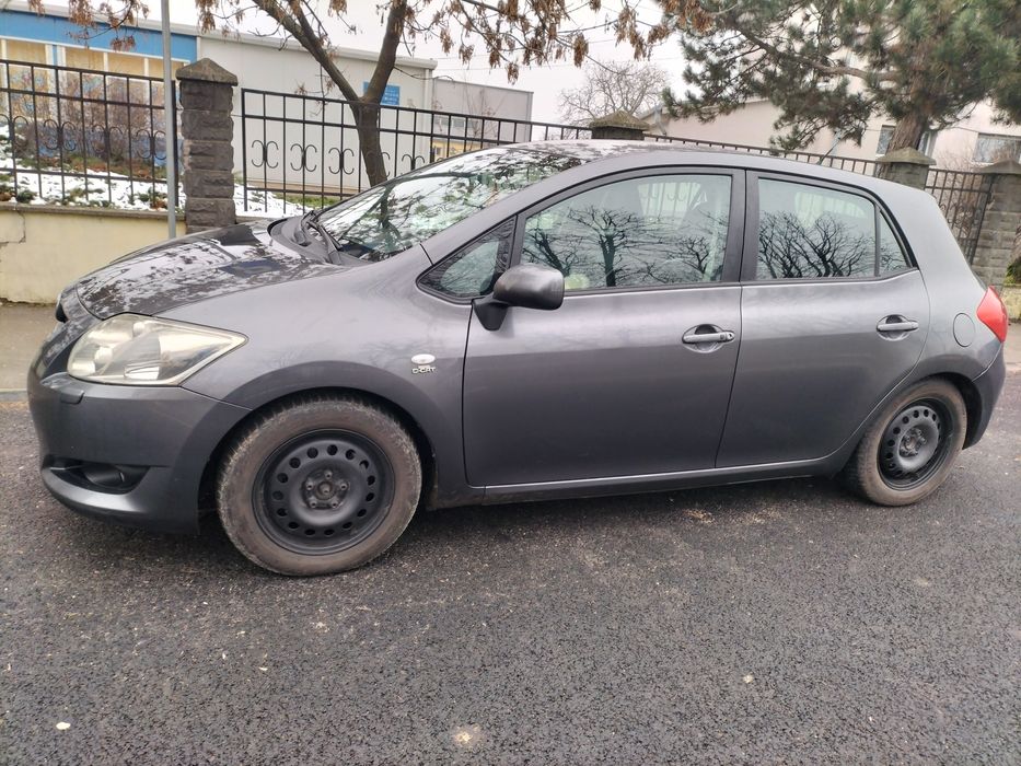 Toyota Auris 2.2