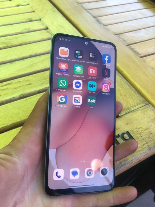 Vând schimb redmi note 12