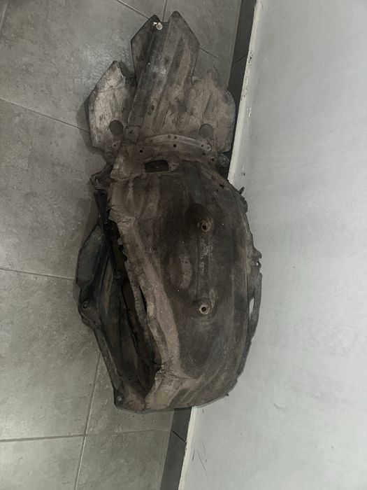 Продам на LEXUS IS 250