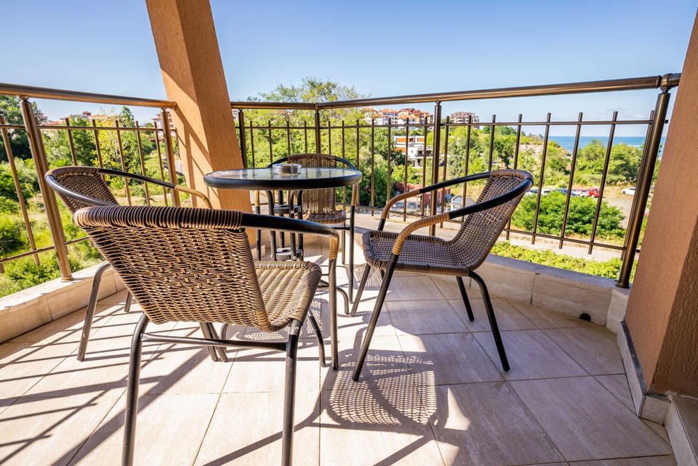 Продава се Четиристаен апартамент в Царево - 105 кв.м за 811 €/кв.м - Снимка #9