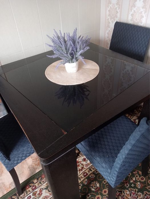 продам стол и 3 стула