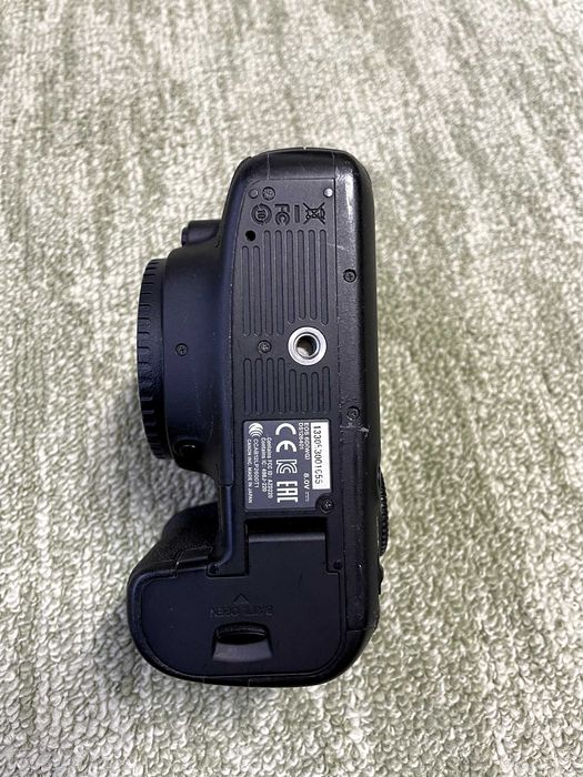 Canon 6D mark I DSLR 20 megapixeli