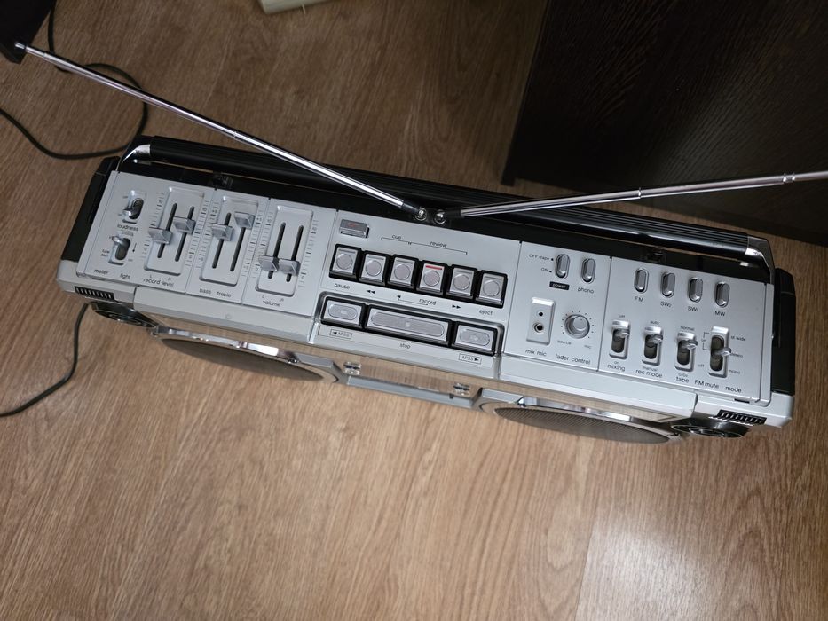 Магнитола Sharp GF-9191XR