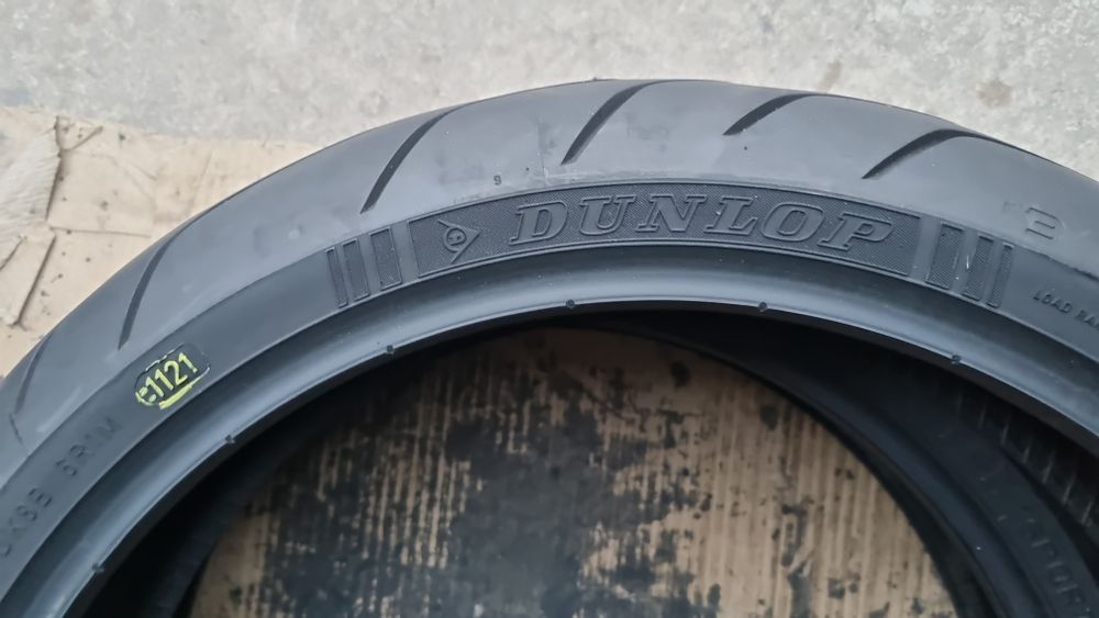 Anvelopa Moto Dunlop 120/70 ZR17  DOT1121