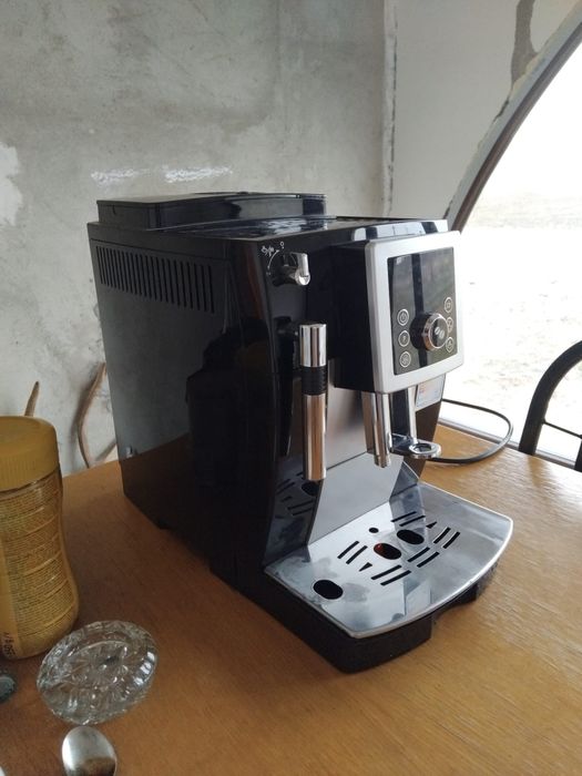 Masina de cafea DeLonghi