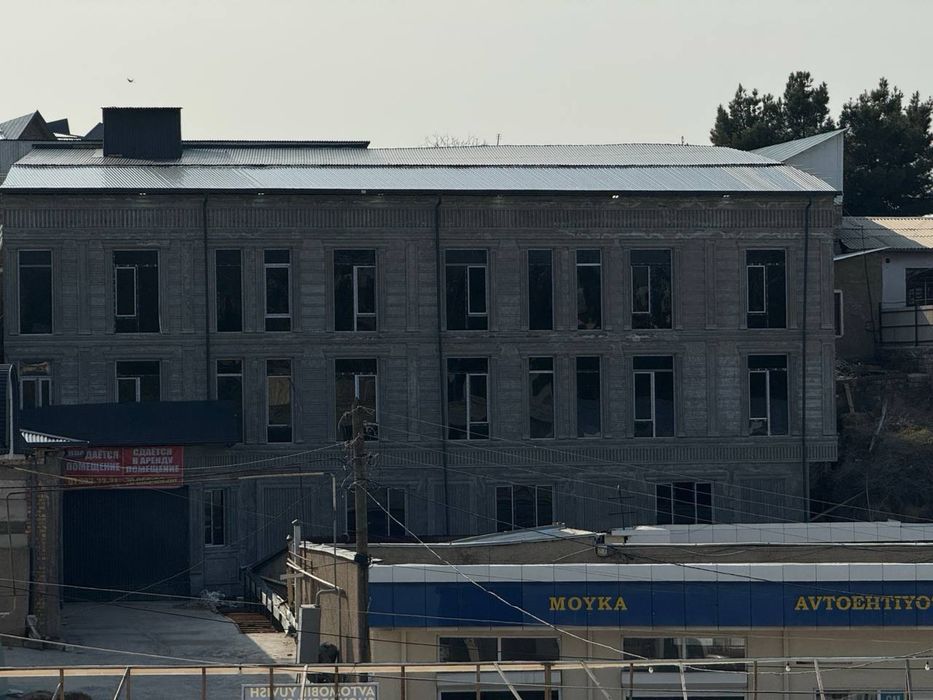 Продается здание под любой бизнес в центре Самарканда 1600кв/м