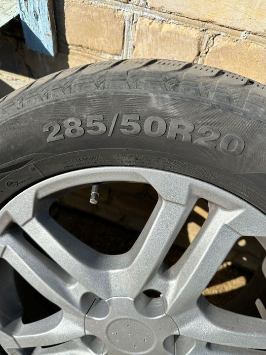Продам колесо 285/50/20