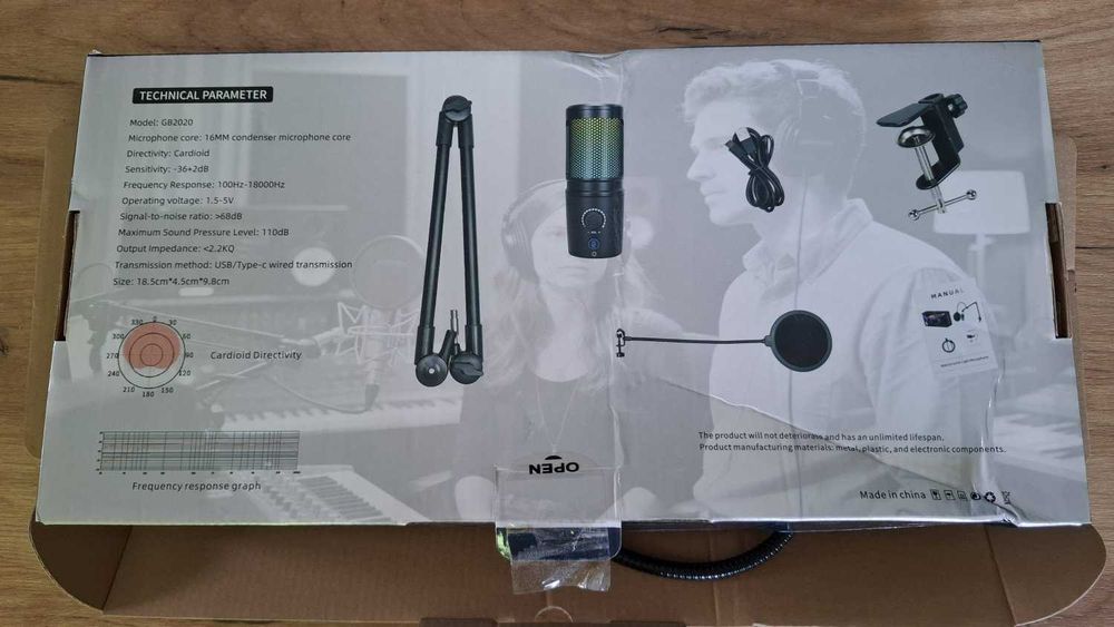 USB микрофон със стойка