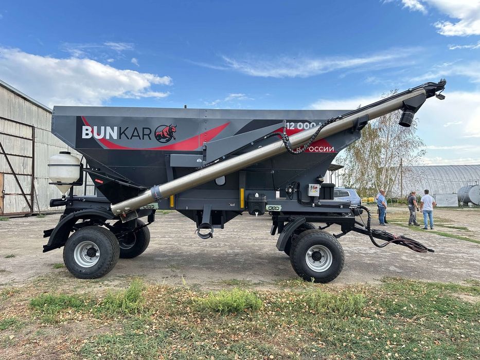 Бункер-загрузчик БунКар 12000