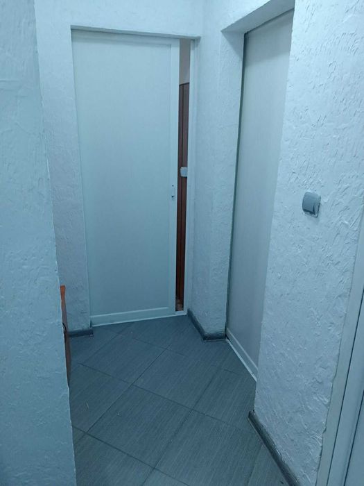 Продава се Двустаен апартамент в Казанлък - 68 кв.м за 1005 €/кв.м - Снимка #3