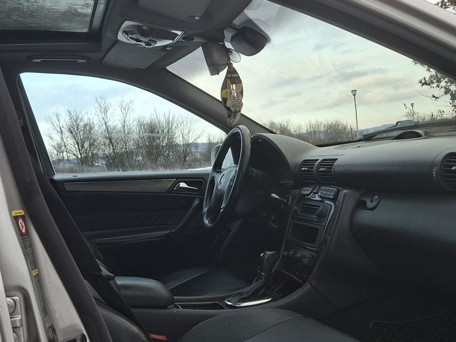 Mercedes Benz c220 2.2 cdi anul 2003