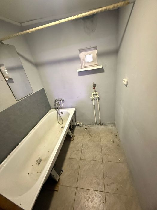 Продам 3х в центре, общий двор