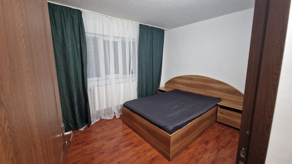 Apartament 3 camere de inchiriat