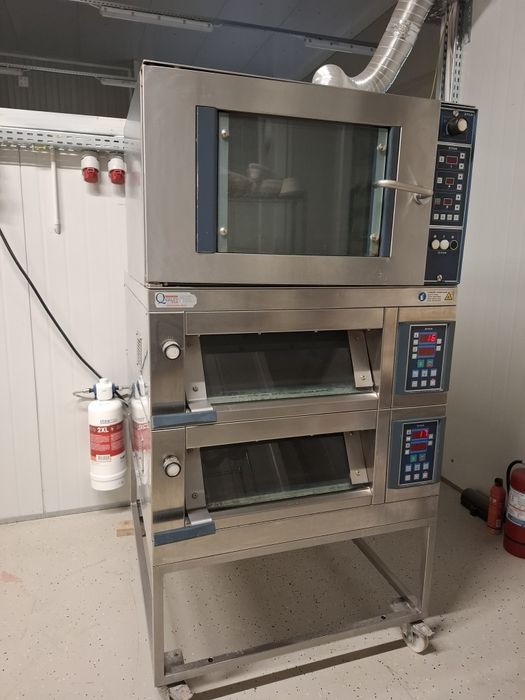 Cuptor POLIN  2 in 1 : convectie si  2 vetre incluse