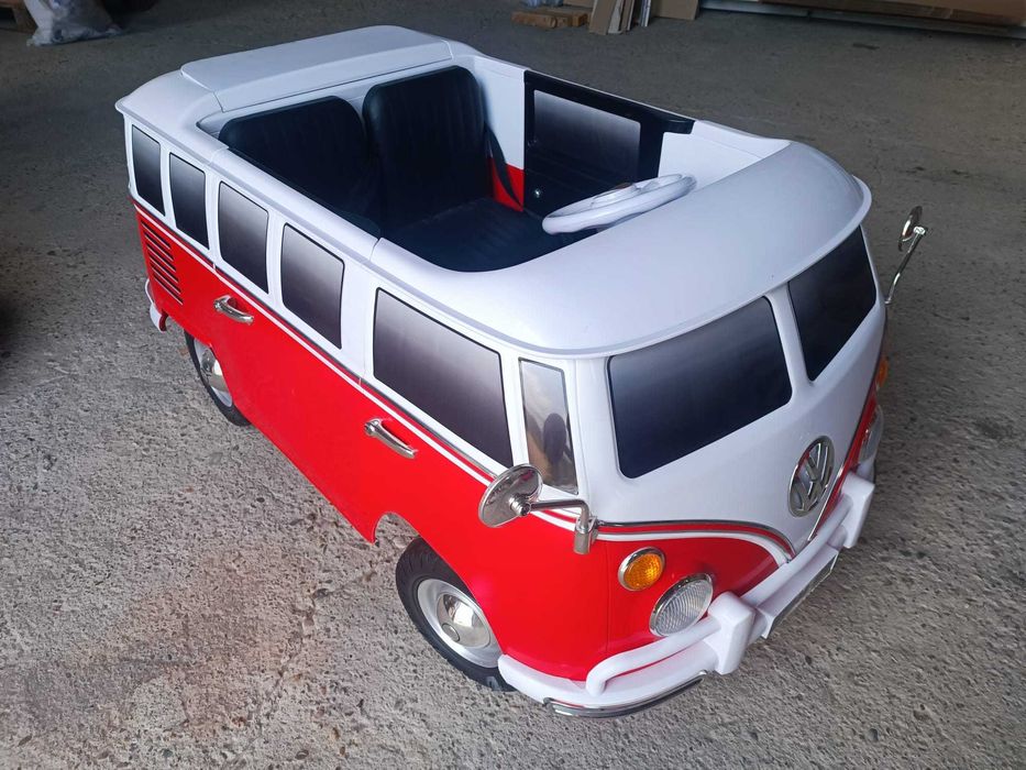 Mașinuță electrică Volkswagen Bus T-1 Samba, 2 locuri – roșu/alb