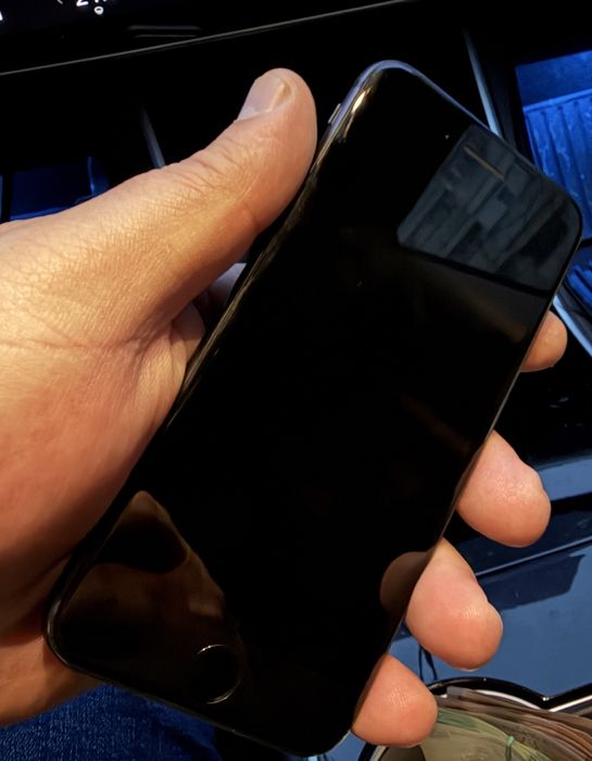 Apple Iphone  8  impecabil neverloked