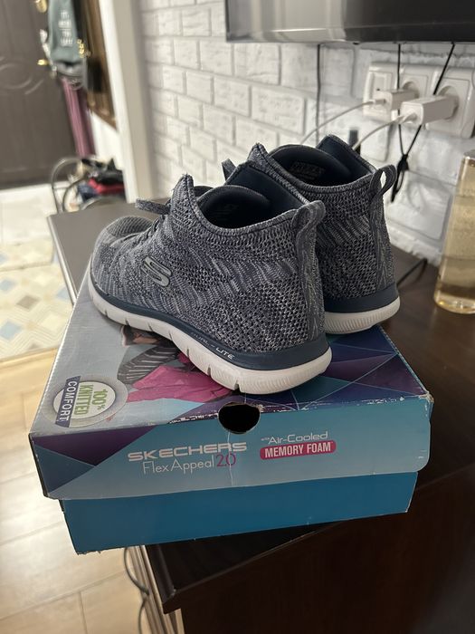Кроссовки Skechers 38размер