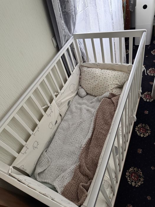 Продам кровать для новорожденных