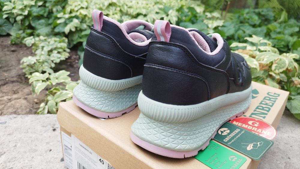 GRUNBERG кроссовки 40 (26см)