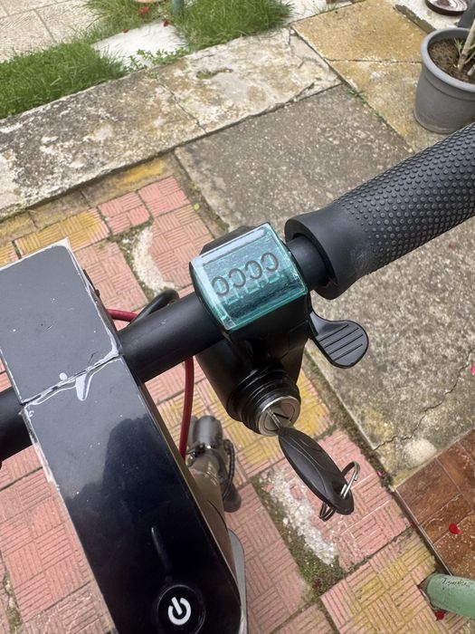 Vând trotinetă electrică E-Wheels E2S V2 PRO