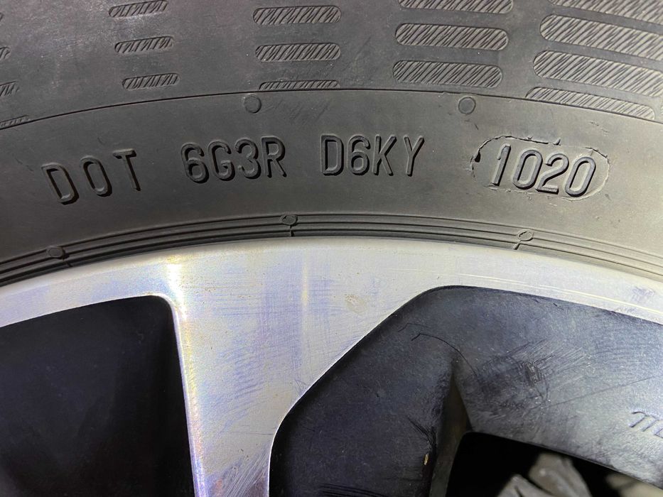 Cauciucuri/Anvelope vară Continental 215/55/R17 94 V -Dot 2020-250 lei