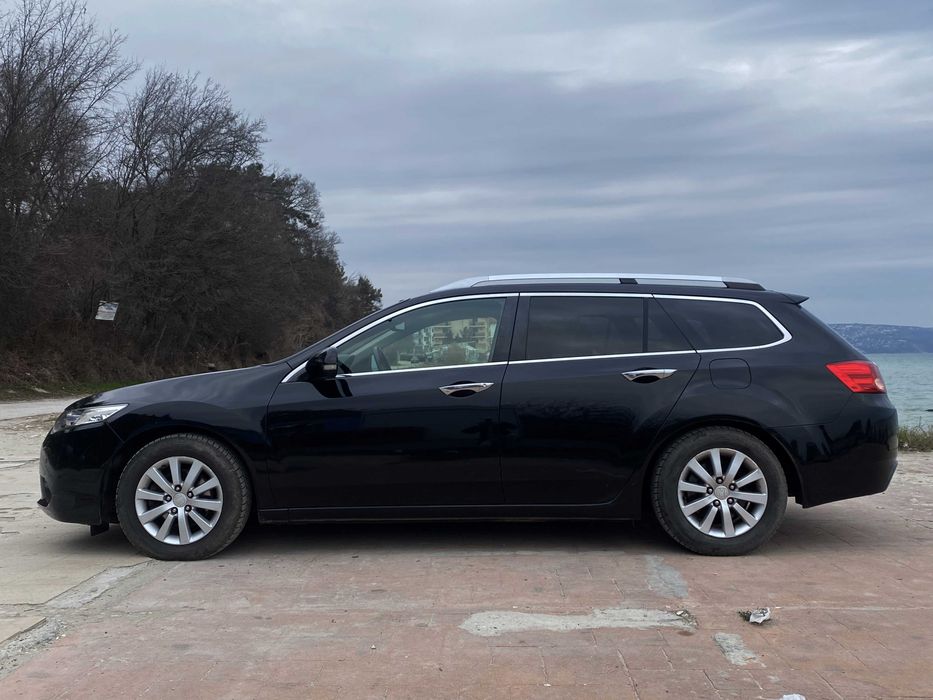 2012 Honda Accord Tourer 2. 2 i-DTEC | FACELIFT Lifestyle | Автоматик |