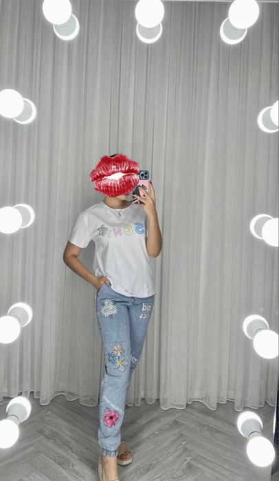 Женский Костюм .