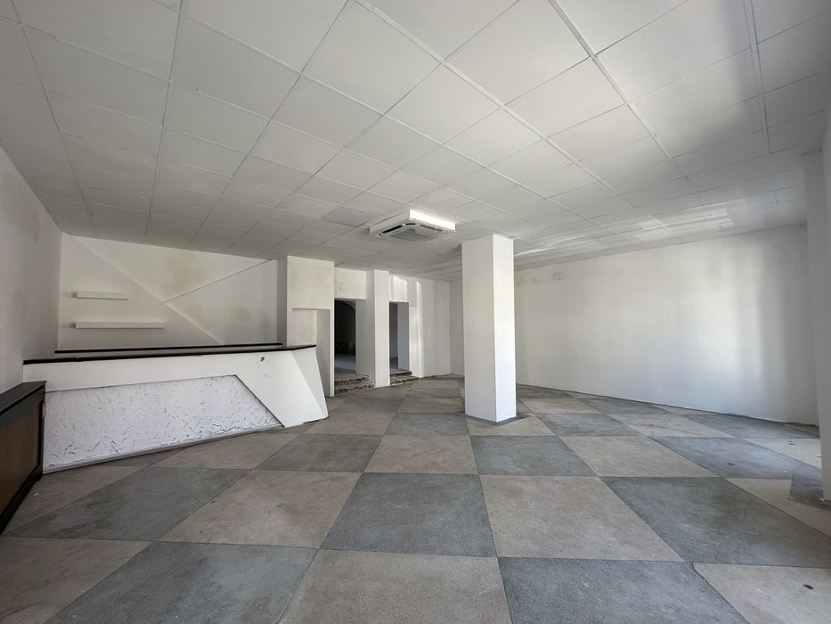 Spatiu comercial  Zarnesti zona centrala