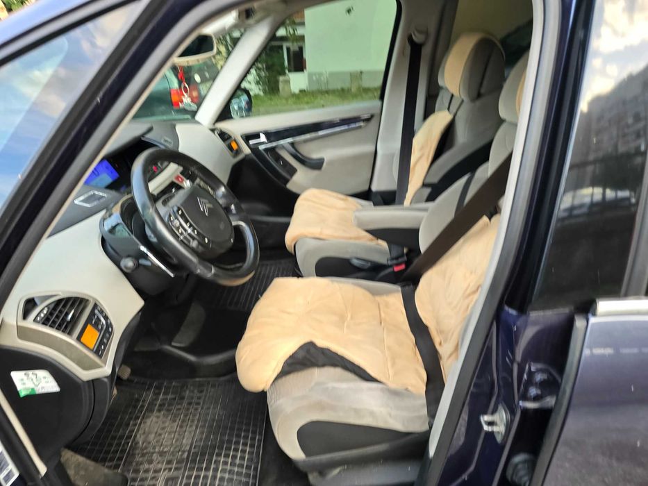 Продавам c4 picasso