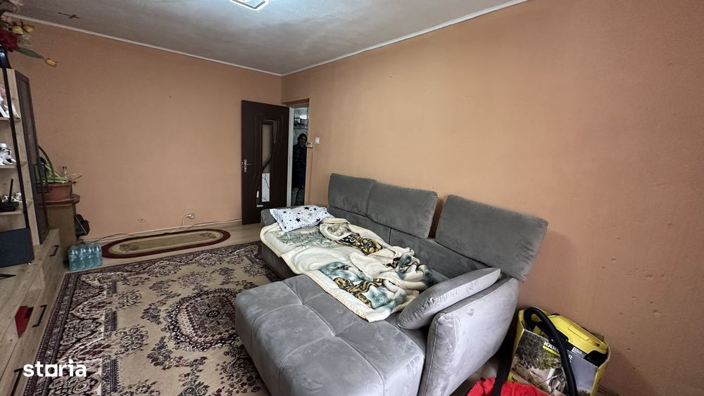 ETAJUL 2, 3 camere 60 mp zona Galata- Oxygen