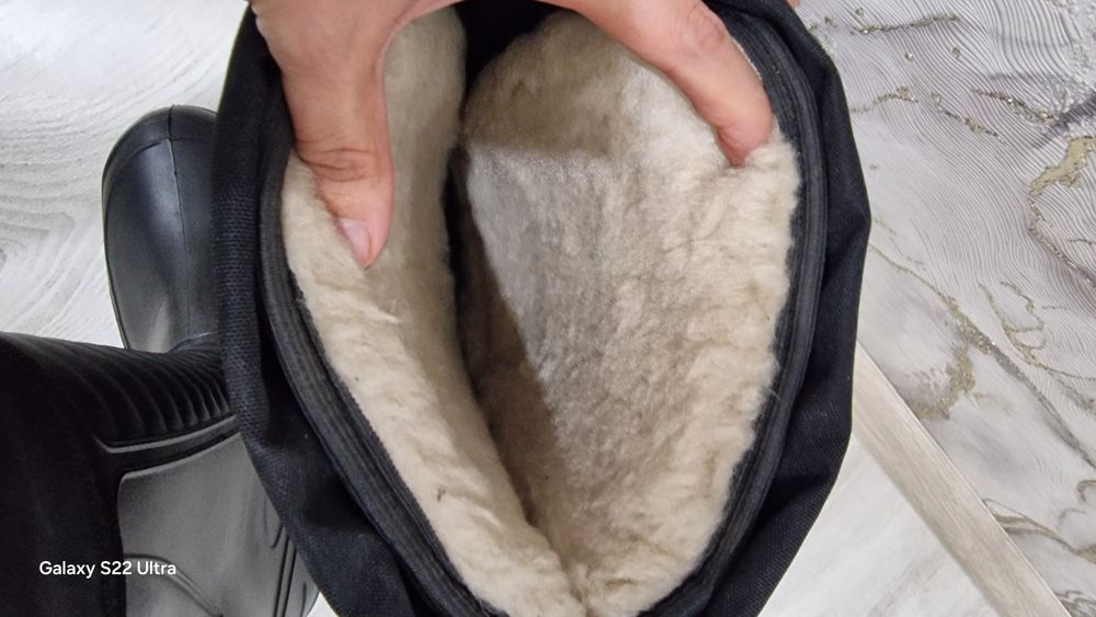 Продам сапоги мужские-40